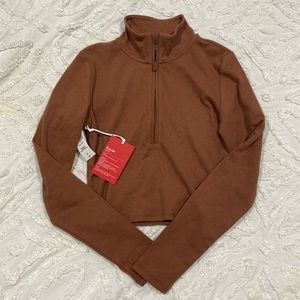 Aritzia Sunday best half zip